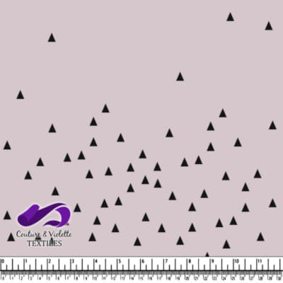 Minimalist serenity - triangle dusty pink