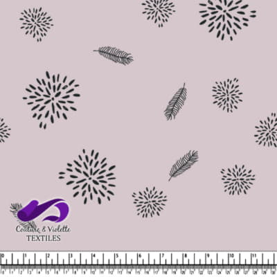 Minimalist serenity - dusty pink leaf